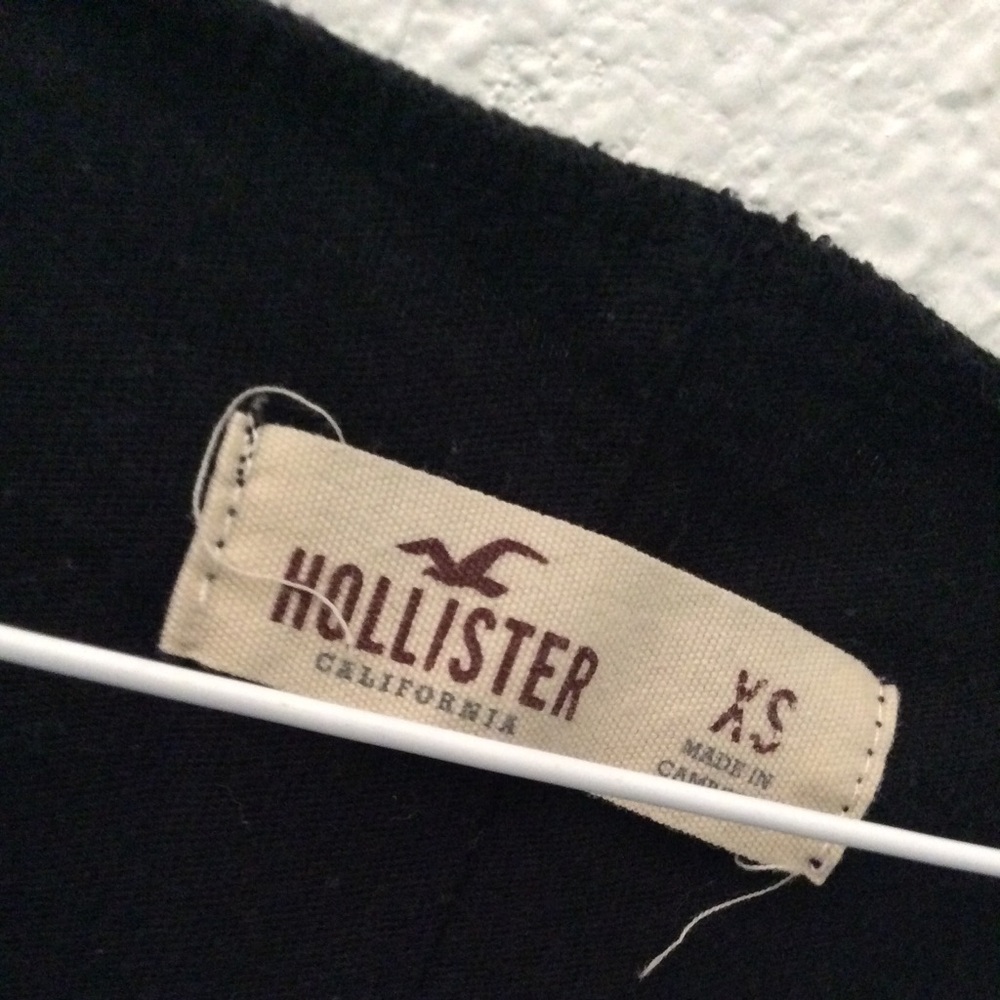 Hollister black shirt